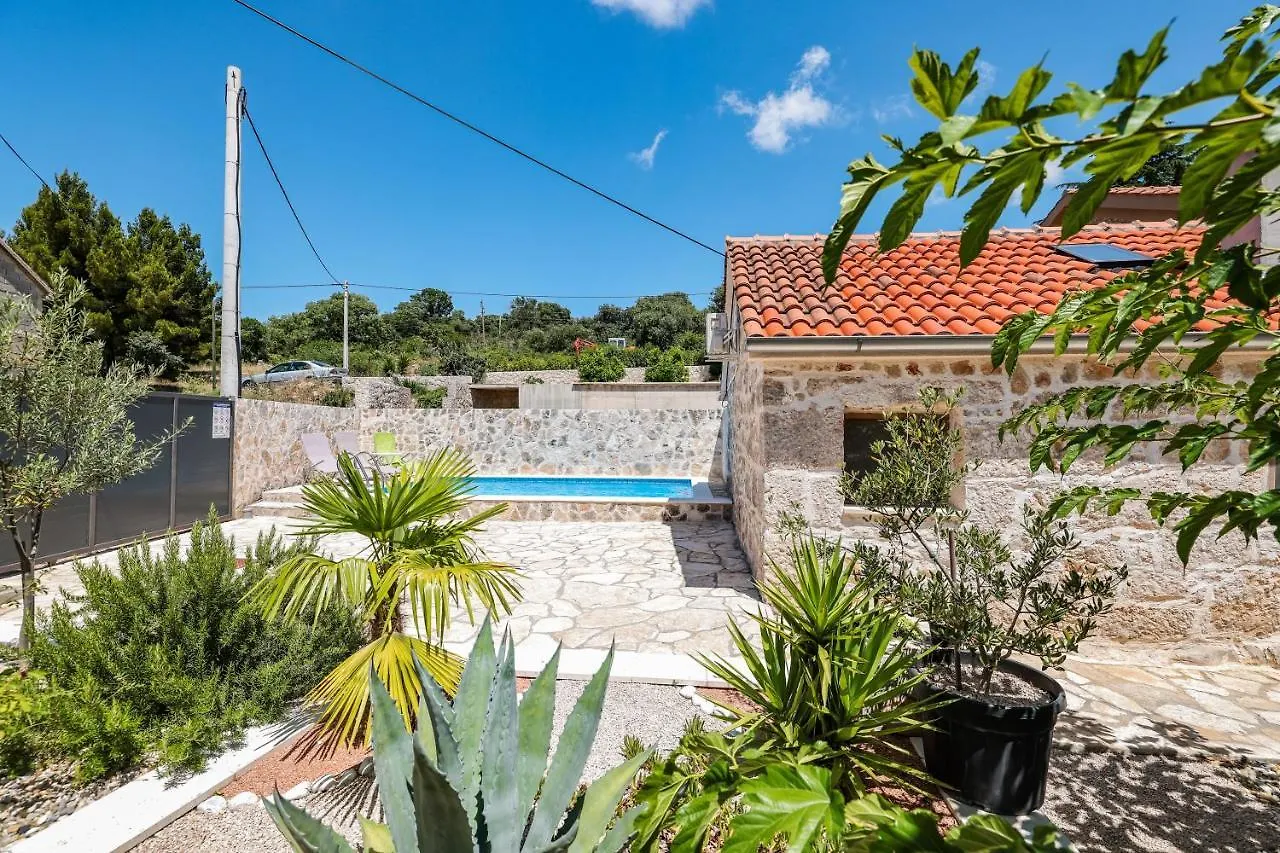 Holiday home Holiday House Manuela Krusevo