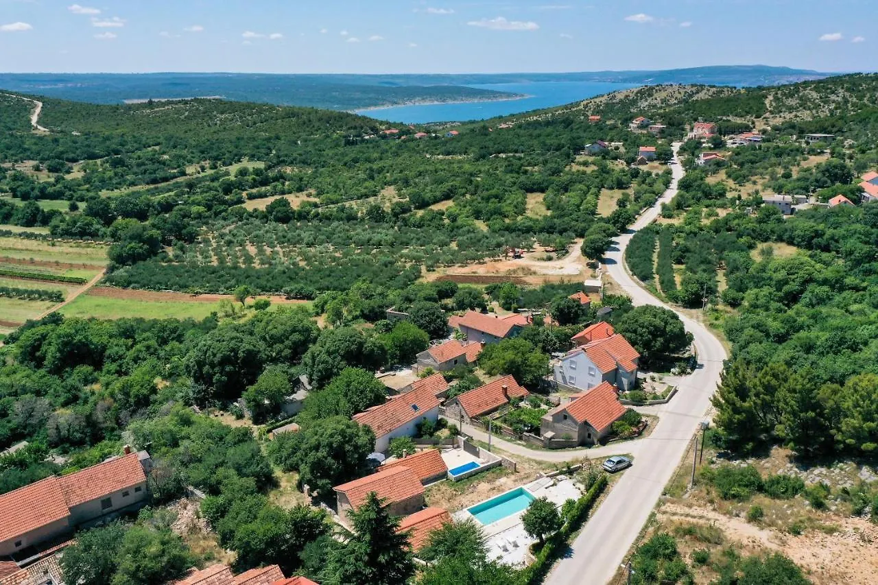 Holiday House Manuela Krusevo  Croatia