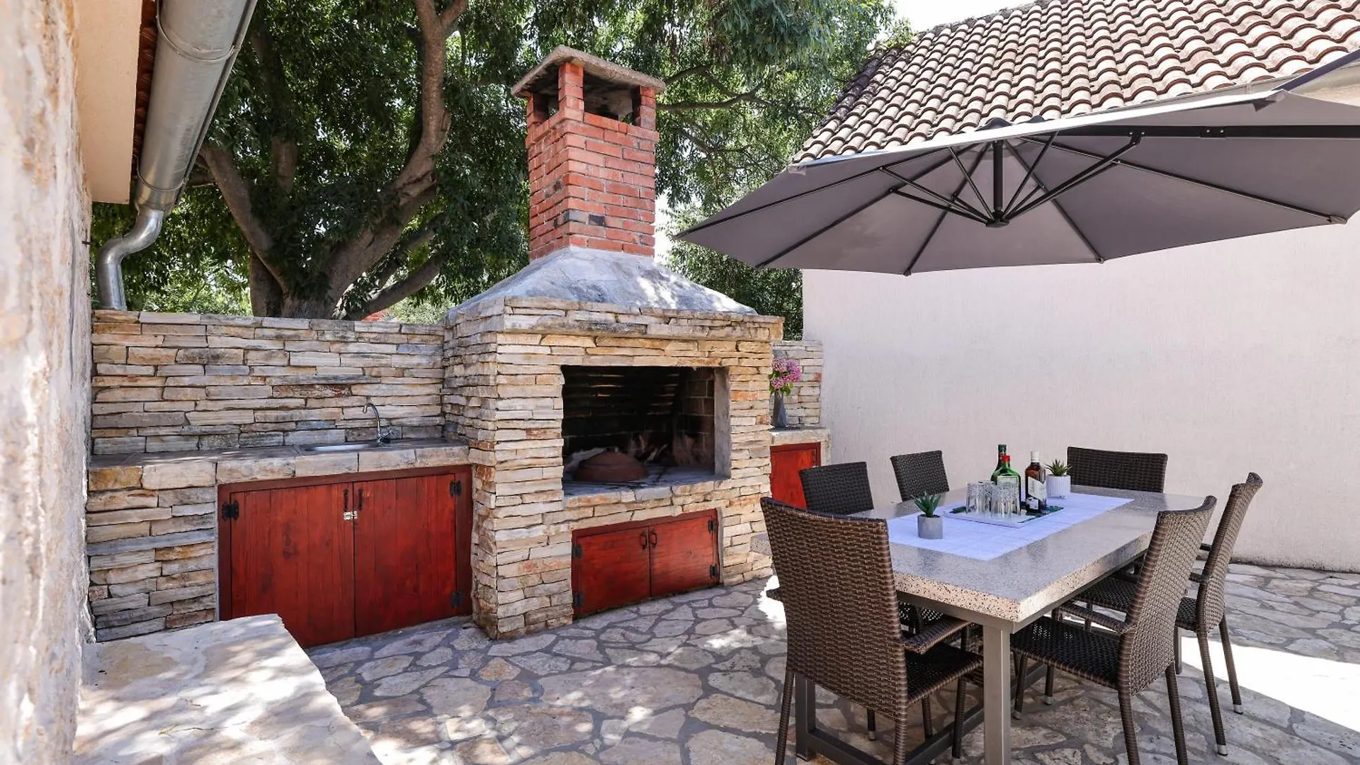 Holiday home Holiday House Manuela Krusevo