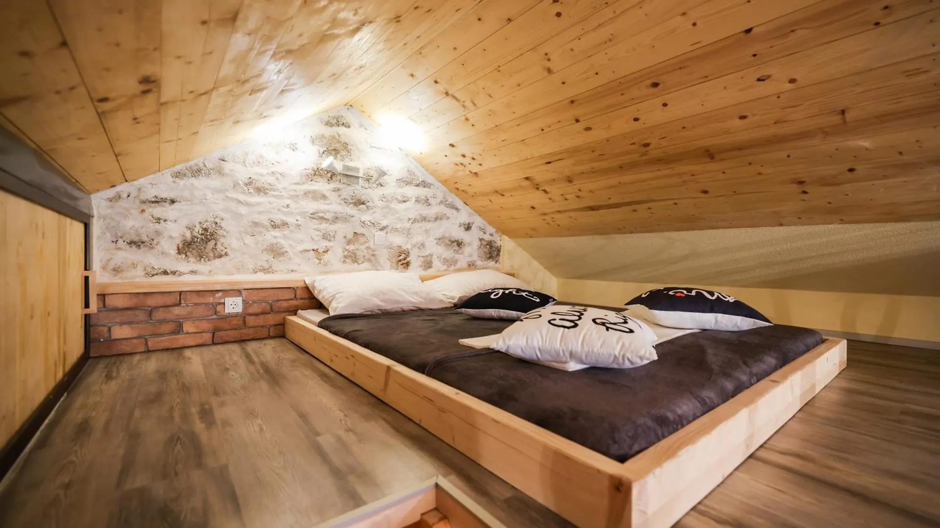 Holiday House Manuela Kruševo Casa de Férias