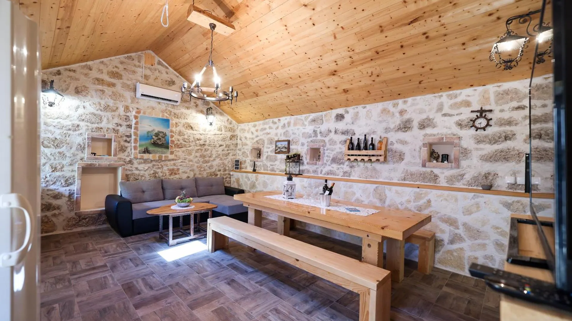 Holiday House Manuela Krusevo  Holiday home